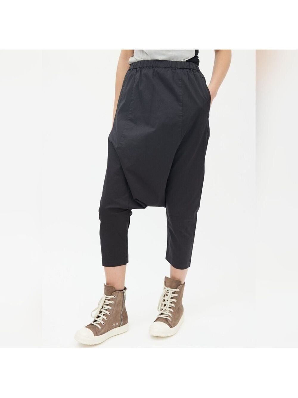 HP. Comme de Garcons X H&M  Black Drop Seat Slim Leg Capri - Picture 2 of 13
